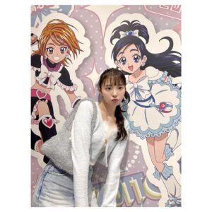 Kawaguchi Yurina Instagram - ．
キュアホワイトみのあるコーデで行ってまいりました🤍💙
どこもかしこも可愛くて、堪らぬひとときでした~
．
#川口の私服