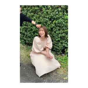 Kayako Abe Instagram - 👗🍃🤍

（衣装は提供して頂いたものです）