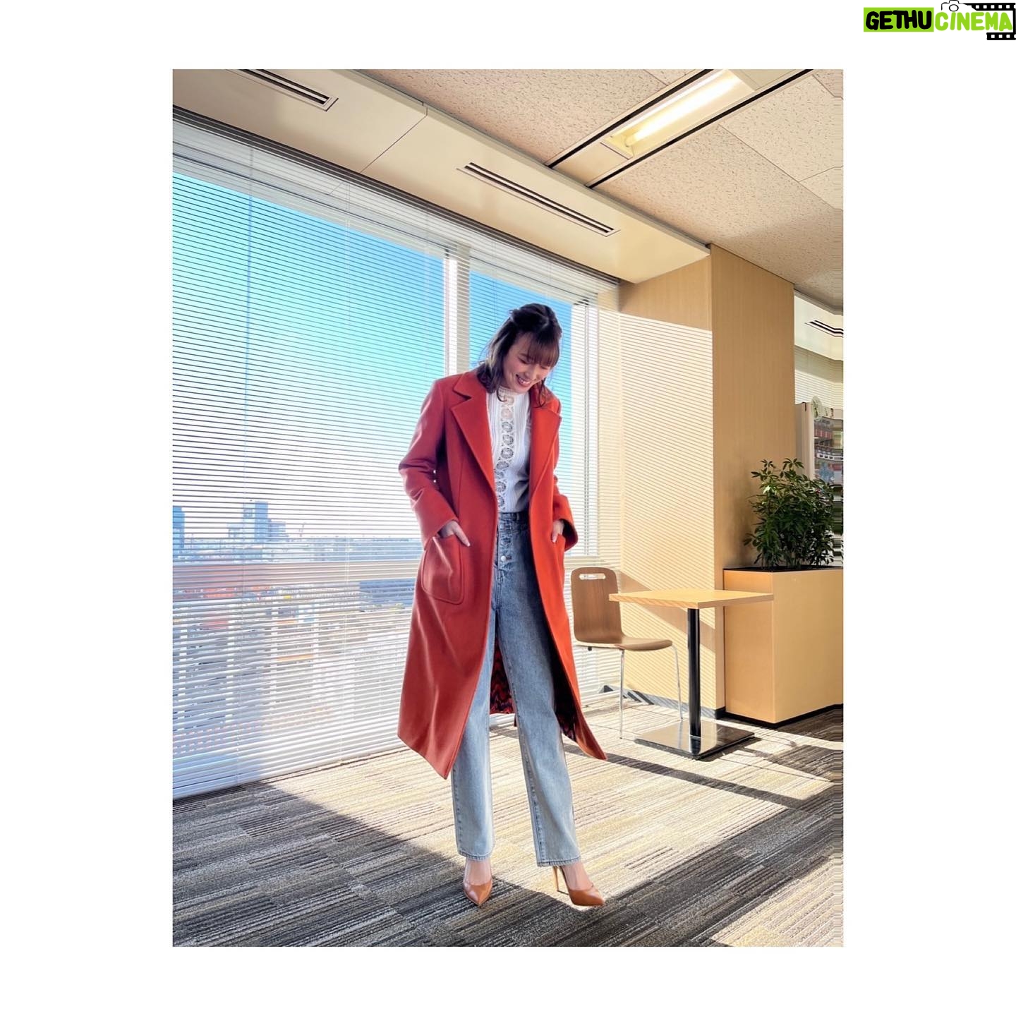 Kayako Abe - 19.4K Likes - 🍊🟠🧡
さらっと羽織れる軽いコート
裏地も素敵🤭
コートは
@maxandco さんよりご提供いただきました。
#プロモーション
#maxandco
#maxitup
#andSMILE
#コート
#マックスアンドコー