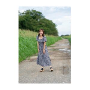 Kayako Abe Instagram - ♪お知らせ♪

2023年のカレンダーを発売することになりました！☺️

ただいまAmazonなどで予約受け付けております✨

もう来年のことを考え始める時期なのですね🍁

来年もまた、みなさまのお手元に置いていただけると嬉しいです😊

（衣装は提供して頂いたものです）