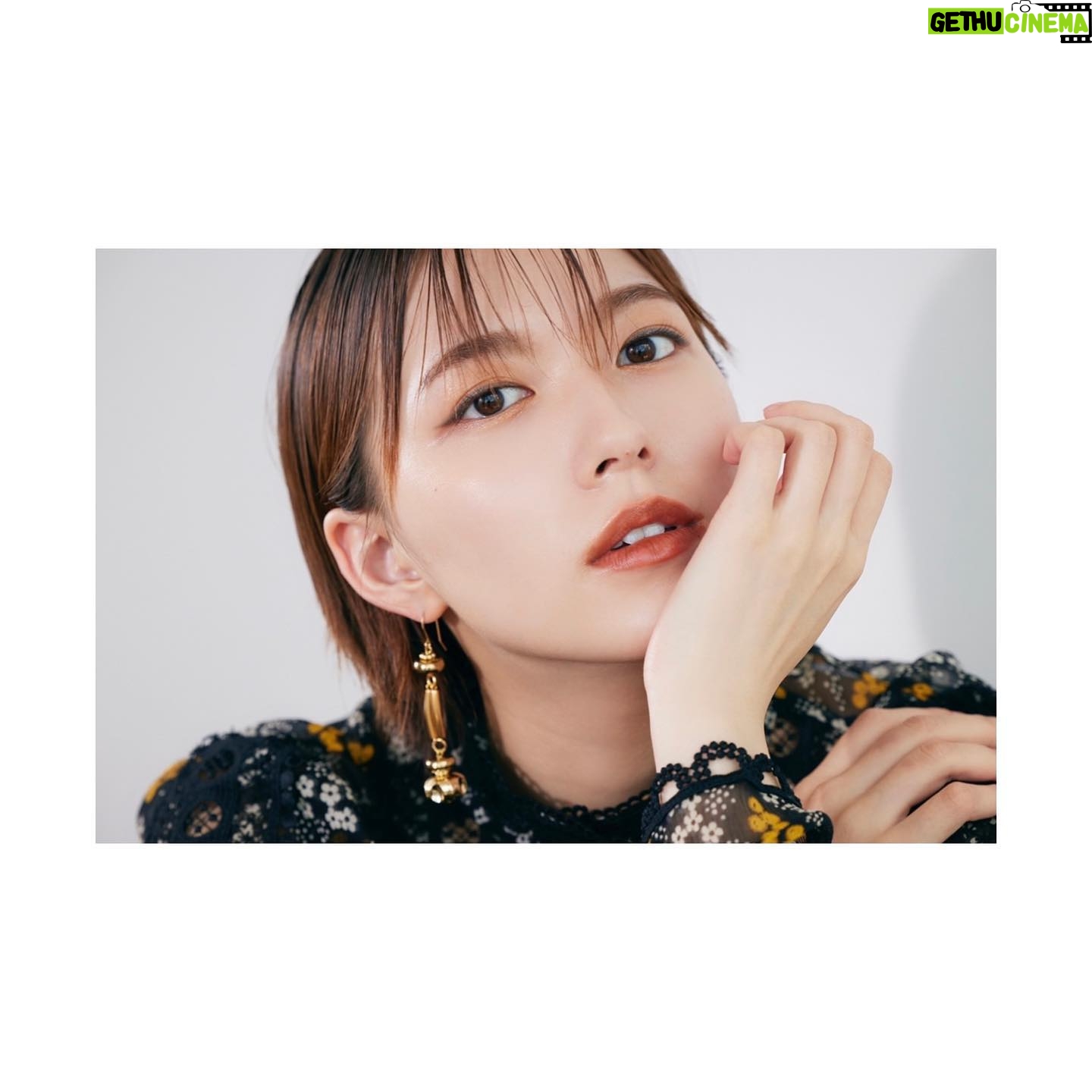 Kayako Abe - 28.6K Likes - CanCam11月号🌈
本日発売です☺️
ビフォアフ企画で
かなり!いつもと違う雰囲気になっていると思います!!😳
いつもそうだけど
今回も撮影が最高に楽しかった💕
@cancam_official
いつもありがとうございます❤️🔥
(衣装は提供して頂いたものです)
#cancam
#11月号
#本日発売です!