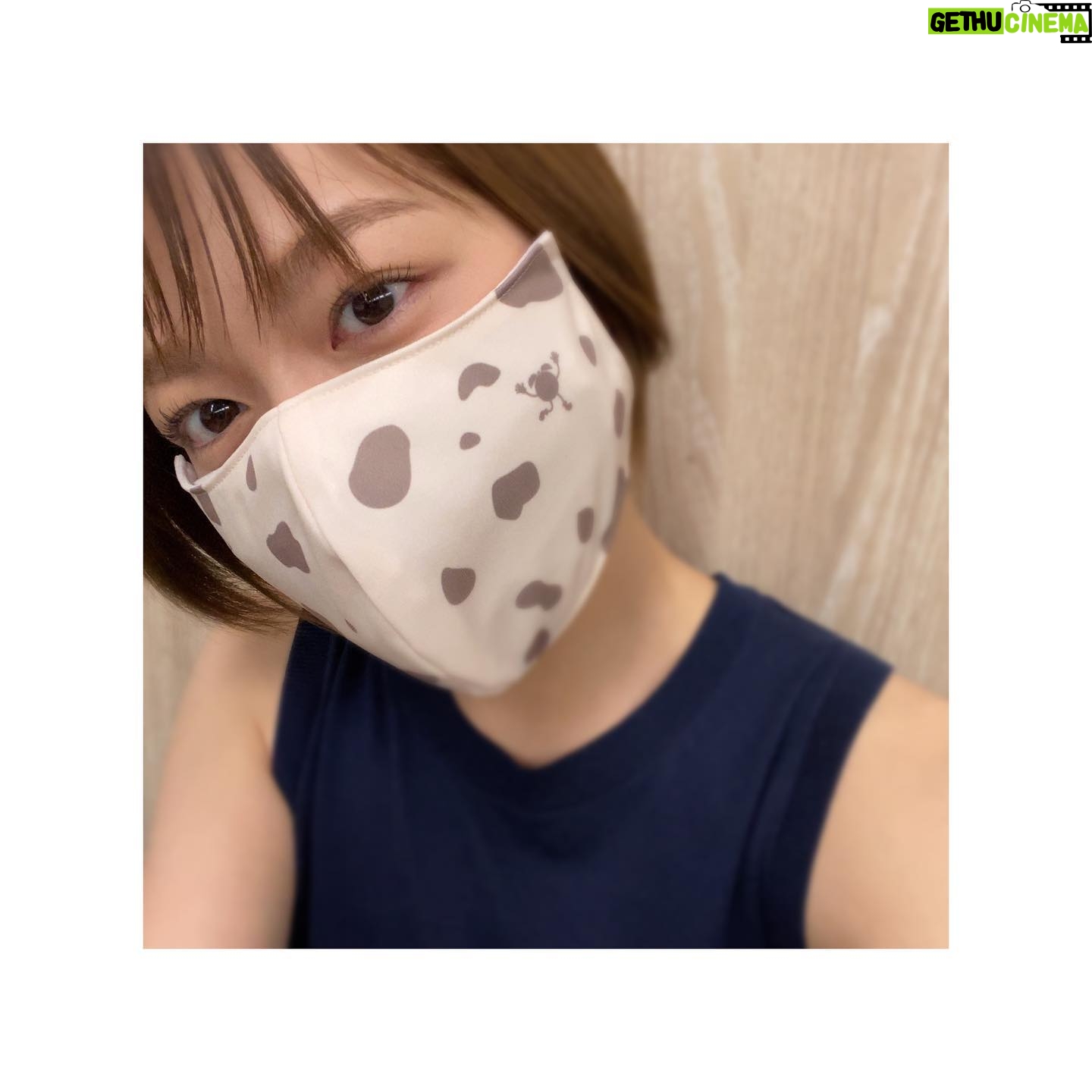 Kayako Abe - 20.1K Likes - ♪
めざましファミリーがデザインしたマスクと、お揃いのハンカチが発売されました😷💕
わたくしのデザインしたものは
こちら💁🏼♀️
肌馴染みのいい色合いに仕上げました✨
個人的には大満足🤍
👇🏻チェックしてみてください👇🏻
https://eshop.fujitv.co.jp/fs/fujitv/c/B005001
ストーリーにもURL貼っておきます✨
@mezamashi.tv
#めざましテレビ
#マスク
#感染対策
#手洗いうがいも
#大事だよね☺️