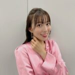 Kayako Abe Instagram – ♪

写真集発売記念イベント
来てくださった方、オンラインでお会いできた方
来られなかったけど来たいと思ってくれた方！
みーんな
本当にありがとうございました🥰

直接お話しできるって
やっぱり
嬉しいし頑張ろうと思えます！！！！

一緒に思い出を作ってくれた
懐かしい人たちにも会えて
私のことを推しと呼ぶ親友にも会えて
遠くから足を運んでくれた方も、
忙しい中、都合つけてきてくれた方もいて

幸せな1日でした💟

ありがとーーーう！！🌈

#お渡し会　#写真集