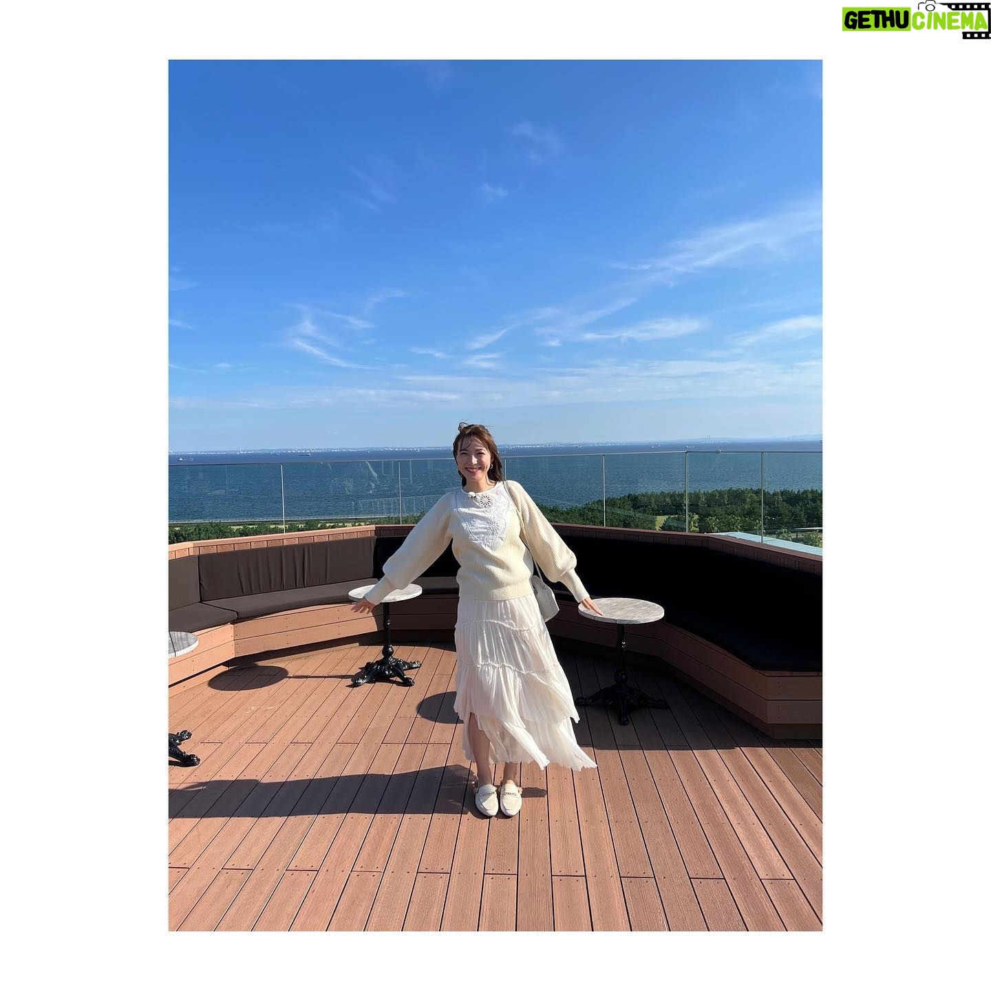 Kayako Abe - 20.2K Likes - お知らせ♪
10/30 12:00〜
フジテレビ なりゆき街道旅 に出演しますー☺️
今回は浦安をぶらぶら🚶🏼♀️
美味しいものを食べたりお買い物したり
ハプニングも!😂
ぜひ、ご覧ください!
番組内で使っている可愛いお財布は @toffandloadstone さんのものです👛💚
(衣装は提供して頂いたものです)
#なりゆき街道旅
#フジテレビ
#浦安