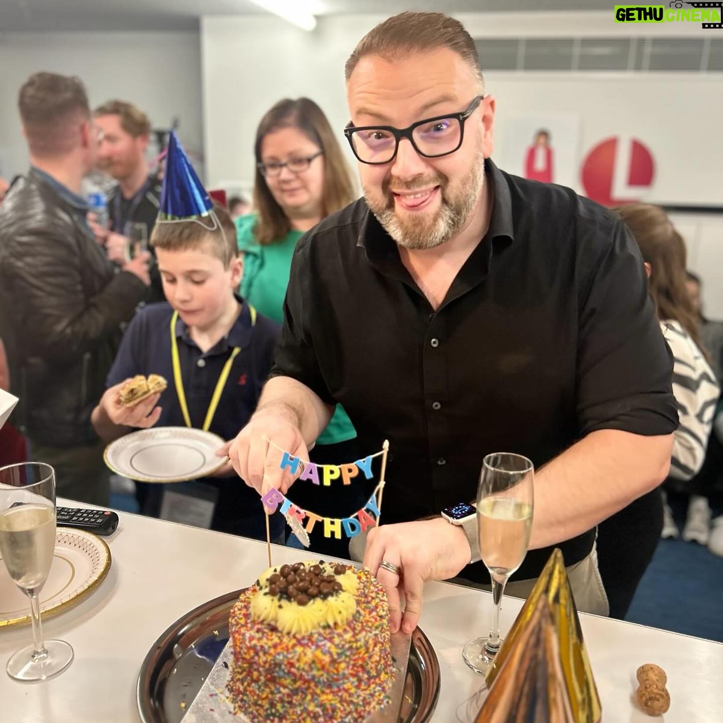 Kaye Adams Instagram - Happy Birthday to our amazing director @dickiewelch1984. 40 today!! Yes that does make some of us on the panel old enough to be his mum!!