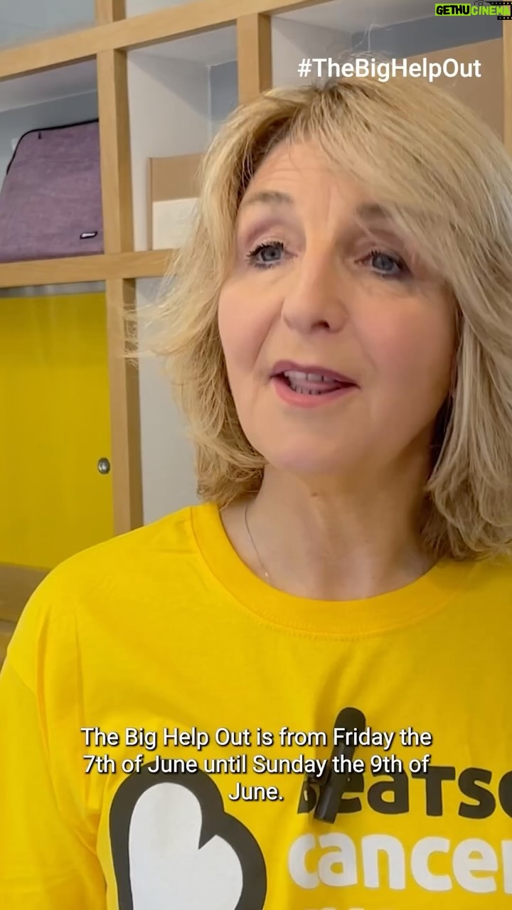Kaye Adams Instagram - #Repost @thebighelpout Exciting news! @kayeadamsofficial launched the #TheBigHelpOut at @beatsoncharity West of Scotland Cancer Centre. As Adams says, there are many easy ways to #LendAHand at the centre, from gardening to friendly chats with patients. You can find causes youโre passionate about using the app bit.ly/BHOApp-FB or join #TheBigHelpOut by volunteering for a charity, during June 7th-June 9th! โ๐ Download the app and find volunteering opportunities near you ๐ link in bio #Scotland #Volunteering #Volunteer