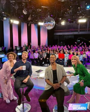Kaye Adams Instagram - What a day! 🤩

#loosewomen #loosemen