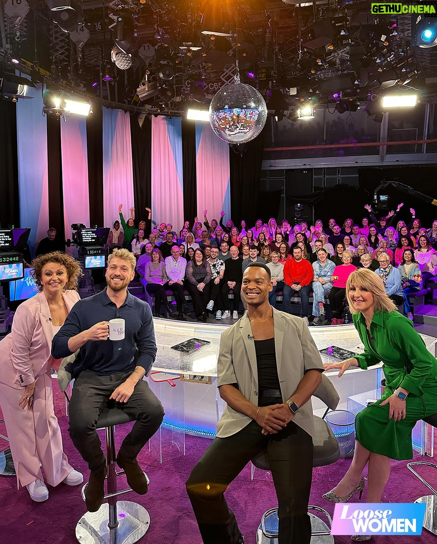 Kaye Adams - 10.5K Likes - What a day! 🤩
#loosewomen #loosemen