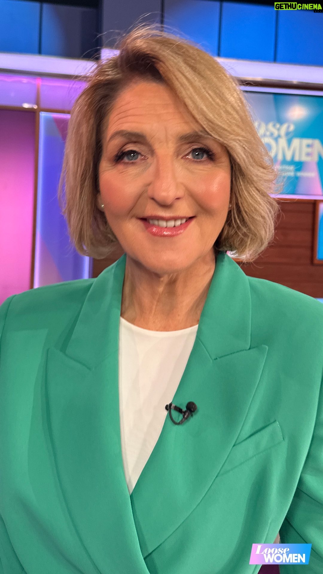 Kaye Adams - 3.7K Likes - A day in the life of a Loose Woman with Kaye Adams 🙌
#loosewomen #kayeadams #adayinthelife #grwm