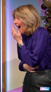 Kaye Adams Instagram - We couldn’t let Kaye get away with this 😂 (It’s Jane’s face for us 🫢) #loosewomen #kayeadams #bloopers