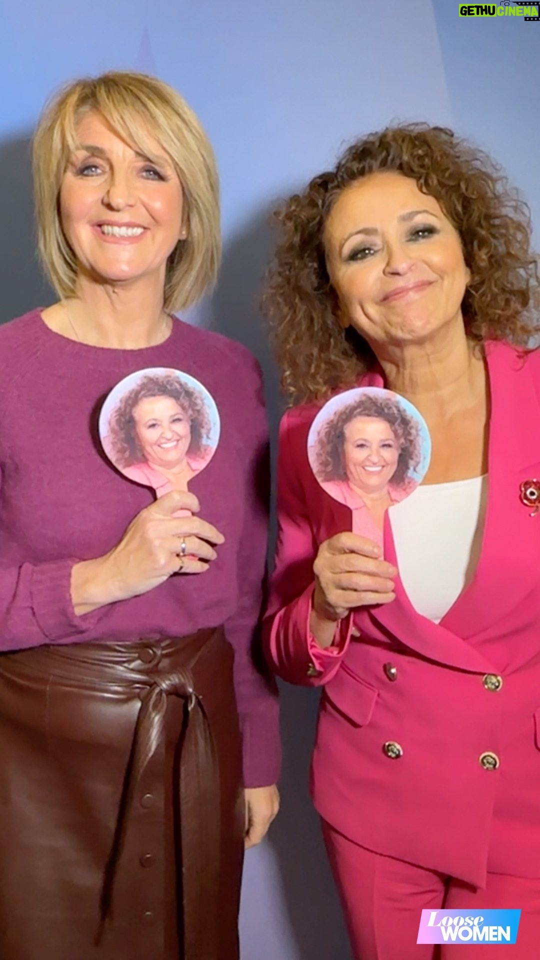 Kaye Adams - 2.2K Likes - Who is most likely to, with Kaye and Nadia, part one! 😅
(p.s. if you’re unsure as to why Nadia’s flashing her nips, take a look at our last post 😉)
#loosewomen #kayeadams #nadiasawalha #mostlikelyto
