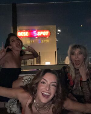 Kayla Compton Instagram - Would murder for these women. 😊