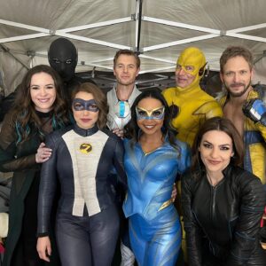 Kayla Compton Instagram - Tonight is the series finale! Thank you to the fans of this show! You’re everything! ❤️⚡️#TheFlash