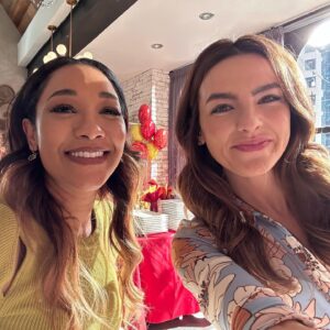 Kayla Compton Instagram - Tonight is the series finale! Thank you to the fans of this show! You’re everything! ❤️⚡️#TheFlash