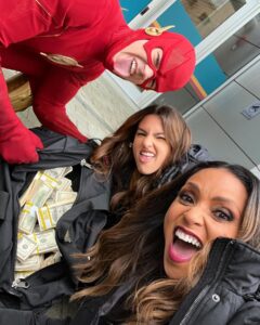 Kayla Compton Instagram - Caption this. Wrong answers only! 💰
