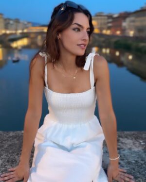 Kayla Compton Instagram - Nights in Firenze ft. a far away bestie 🩷 @sofiamarmorini
