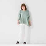 Kayo Noro Instagram - ・ 年齢や体型関係なく ファッションを楽しく素敵に楽しめるようなお洋服プロデュースさせて頂きました。 ブランド名は 『Notice//colors』 といいます。 ・ 3月25日 9時〜　QVCにて発売開始です ・ Notice🟰知る。自分の良さを知る、気づく。そんなふうに思ってもらえたらという意味でつけました。 ・ colors 🟰年齢や体型関係ない、自分だけのカラーを出していこう！色々な色を取り入れて明るく楽しい日々を過ごせるように！！という意味です。 ・ ブランド名は沢山考えましたw これだ！と思っても既に登録されていて使えないということもありました。そんなこんな 『希望と//好きなもの』組み合わせてやっと完成したお気に入りのブランド名です。 私は色が好きです。見てるとワクワクして、元気が出てきて、その時の自分の気分やその先の未来を表しますよね ・ 私がプロデュースした洋服は、気にすることなく、ポジティブでいられること。 年齢的に〇〇だからこれは着れないか、、、とか 体型や見え方が心配だからダメだ、、、とか なるべく思わせないようにしたい。 そんなことを気にせず、ポジティブマインドになれて、一人一人自分の特徴を知ることや、自分の良さに気づくこと、知ることで楽しい日々を送って頂きたいと思ってます。 これは、私自身にも日々言いながらです！！w 人間だから、自分の事を嫌いになりそうな時はあります！！弱くなっちゃう時。 けど、最近どんなマインドも 癖だと思うんです。 マイナスなマインドが癖な人は、癖でついついなってしまう。 プラスなマインドの人だって癖だと思います✨ ・ 癖が少しでもポジティブになれるお手伝いを、Notice//colorsができたらと思います。（←今一度自分にも言ってます） ポジティブマインドになれる洋服を作りたいという気持ち、思いで作っておりますm(_ _)m ・ ・ 作っていますだけでは一方通行な思いです。 なので、どうか明日からは、そんな気持ちや思いが皆さんに伝わるように、皆さんに着ていただけるように、努めていきたいと思います。 ・ ・ 初めてのことで、不慣れな点など色々あると思いますが、これからどうぞ よろしくお願い申し上げますm(_ _)m ・ #noticecolors #nc #qvc