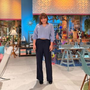 Kayo Noro Instagram - 衣装まだまだあるよシリーズ🙋🏻‍♀️
見てってーーー！！
※マジでコーデによって痩せた⁉︎って日ありますのでその辺も見てみてください！面白いですよ✨✨
 ・
①
blouse @setens_official
pants @bananarepublic_jp
pumps @laurence.shoes
jewelry @zuttoholic
・
・
②
sweatshirt @beautyandyouth_official
skirt @diagramofficial
boots @daianashoespress
pierce,ring @zuttoholic
bangle @artidaoud
・
・
③
shirt,skirt @superiorcloset_ined_official
boots @zara
pierce,ring @zuttoholic
necklace,stone ring @artidaoud
blacelet @unoaerre_japan
・
・
④
shirt,pants @lephil_official
pumps @kanematsu_official
jewelry @zuttoholic
・
・
⑤
foodie,pants,sneakers @pumajapan
pierce,ring @mariha_official
blacelet @n_m_o_o_d
・
・
⑥
cardigan,skirt @lebouquet_official
t-shirt @sloane.jp
boots @kanematsu_official
pierce,blacelet @zuttoholic
necklace,ring @artidaoud
・
・
⑦
knit @cadune_official
pants @bananarepublic_jp
boots @daianashoespress
jewelry @unoaerre_japan
・
・
⑧
knit,shirt @unfilo_official
pants @upperhights,@guestlist___tokyo
pierce,ring @zuttoholic
・
・
⑨
gillet,cut&sewn @garageofgoodclothing_official
pants @bananarepublic_jp
piece @zuttoholic
bangle @artidaoud
ring @unoaerre_japan
・
・
⑩
shirt @adametrope
pants grace_continental.div 
pumps @daianashoespress
pierce,blacelet @unoaerre_japan
ring @artidaoud
・
・
・
写真の画質明るさにバラツキがございまして、申し訳ないでございますが、、、
まだまだ勉強中です🥲
もっとオシャレに撮りたいんだけどw