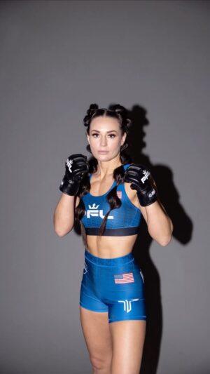 Kaytlin Neil Instagram - No fights fell through so I didn’t end up fighting tonight as an alternate but had tons of fun this week regardless! I’ll be back in there soon 🏹 @pflmma 

#mmafighter #pflmma