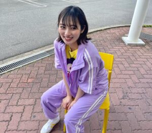 Kazusa Okuyama Instagram - この座り方が1番楽なのよ、
.
👚: @nerdy_officialjapan