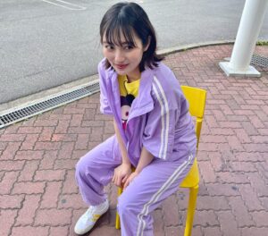 Kazusa Okuyama Instagram - この座り方が1番楽なのよ、
.
👚: @nerdy_officialjapan
