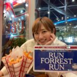 Kazusa Okuyama Instagram - たまに観たくなるフォレストガンプ、食べたくなるエビ #私のマネージャーさんの大好物はエビ
