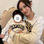 Kazusa Okuyama Instagram - もう金曜日！今週もお疲れ様でした！ mam1994 baby2023 #gap1969 #髪ボサ事件