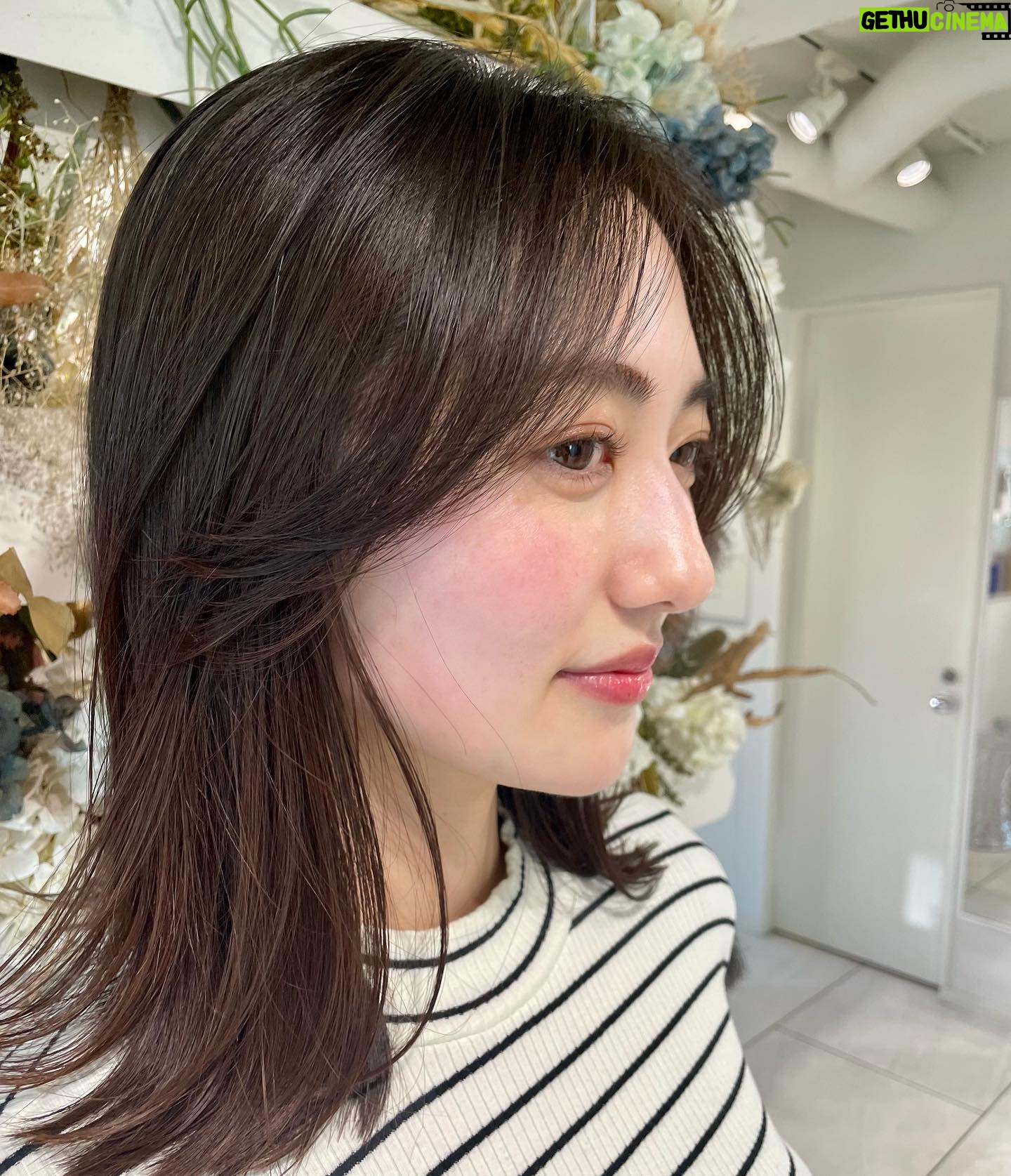 Kazusa Okuyama - 9.7K Likes - 久々のメンテナンス😭✨
2-3せんち切ってもらった!
いつもありがとうございます💝