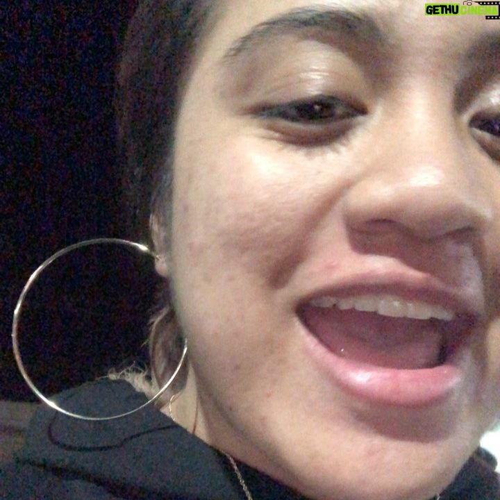 Kea Peahu - 6.3K Likes - where do i even begin ? today officially marks you being 21 years old, that’s literally so crazy 😭 all the way from the classes we took in hawaii growing up, to all of our musicallys, to all of our dubsmashes, to all of our tiktoks, to living together for awhile, to all of the times we’ve traveled together, all the way down to the things we’ve got to experience, you and i have been on a crazyyy journey. you’re so so talented sienna, but yet so humble and kind to everyone. you never let anything or anyone make you forget where you came from or how you got there, and that really does say something about the type of human being you are. i’m so proud of you for everything you’re doing/accomplishing, and i’m happy that people are seeing both what you’re capable of and how talented you are. your mindset and abilities continuously inspire me day by day, and i’m very thankful and grateful that i have a big sister figure like you in my life. thank you for always being there for me, i know i may be an itty bity to you and probably always will be, but i’ll always be here for you as if i’m not 7 years younger :)😭 i love you always grand-sis 🤍
slide all the way to the end to see what i would call the most chaotic vid you’ll probably ever see of sienna and i 😭 the outcome of things with no signal 🙌🏻