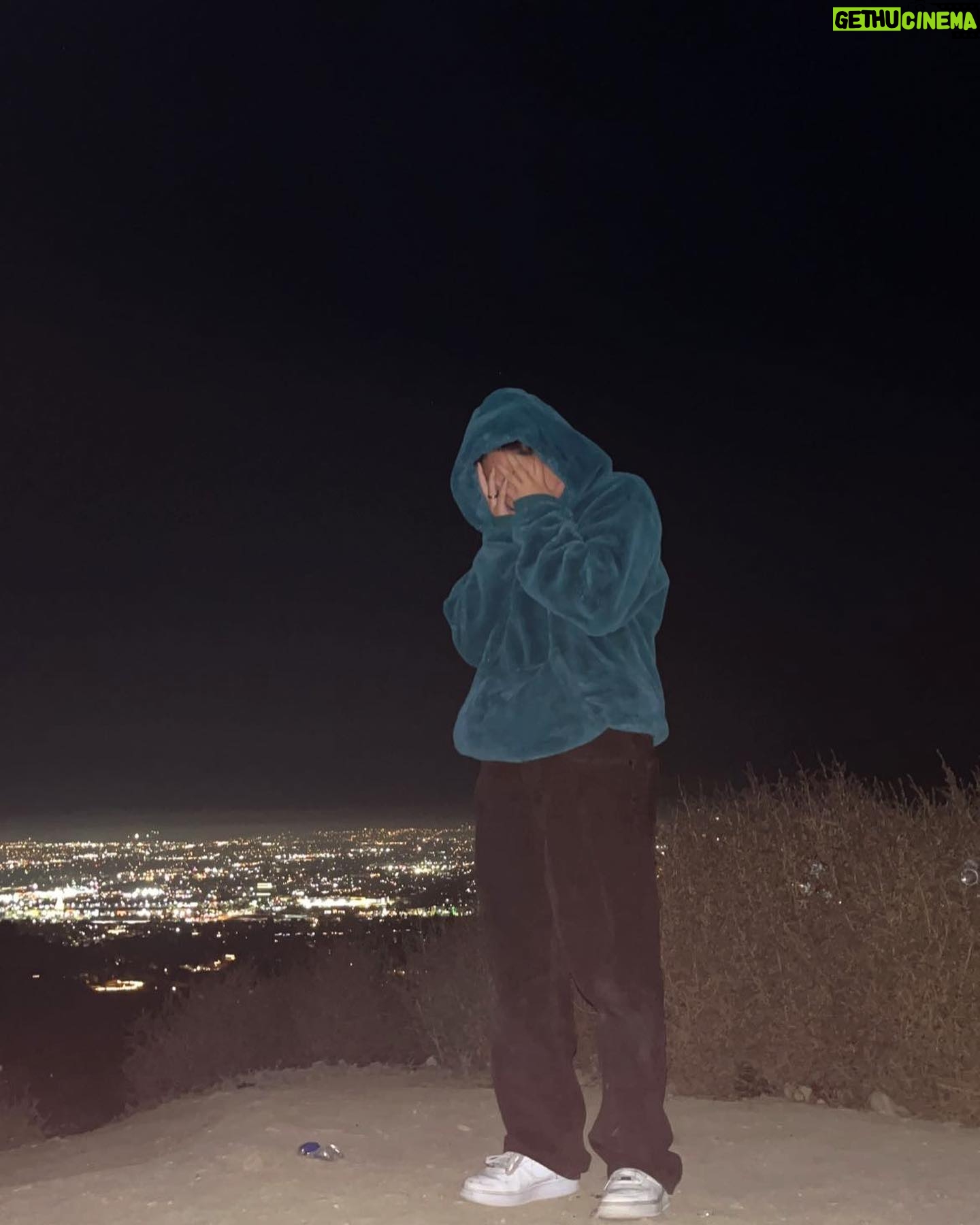 Kea Peahu - 5.7K Likes - winter nights & city lights
#explorepage✨ #keapeahu