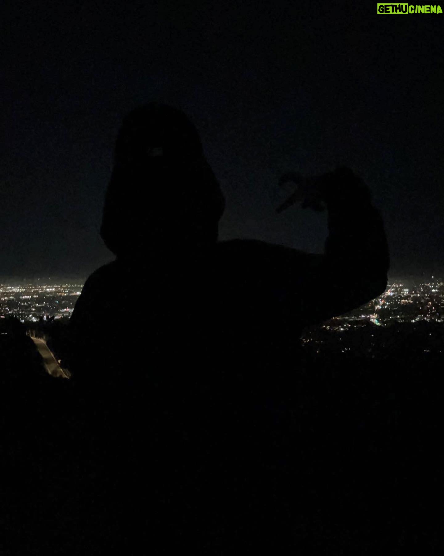 Kea Peahu - 5.7K Likes - winter nights & city lights
#explorepage✨ #keapeahu