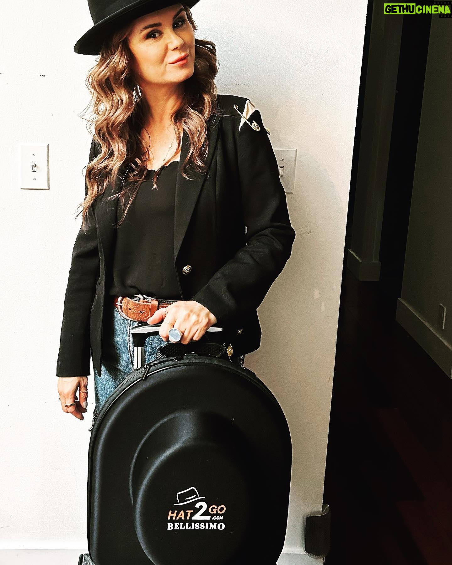 Keegan Connor Tracy Instagram - Headed to the @dgcbctalent promotional photo shoot and of course, needed to bring a few hats since it’s my signature look!So glad to have this rad hat case from @bellissimohats - with my El Capo safely ensconced within. Thanks to @watchdgcbc for the opportunity to take part. There are so many talented, hard-working directors here, I’m proud to be among them. #watchdgc #director #femalefilmmakers #yvr #yvrshoots #tvdirector #filmandtv @keeganthedirector #dgc #dgcbctalent