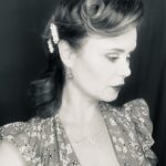 Keegan Connor Tracy Instagram - Parfois tu as juste l’impression de venir d’une autre époque…