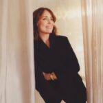 Keeley Hawes Instagram – Three fabulous reasons to watch 🎬 Scoop. Now playing on Netflix.

📸 @nickthompsonstudio