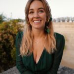 Keeley Hazell Instagram - scarf down
