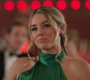 Keeley Hazell Instagram - New episode of Ted Lasso now available on @appletv meet “Keeley,” sorry, sorry, I meant “Bex” 

#tedlasso