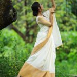 Keerthana Sreekumar Instagram - நடனம் ஒரு மௌனக் கவிதை Shot by @abhishek_satheesan_photography Outfit @adorebedizen Styling @_aneena_jose__