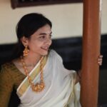 Keerthana Sreekumar Instagram - ഓണാശംസകൾ 🌼