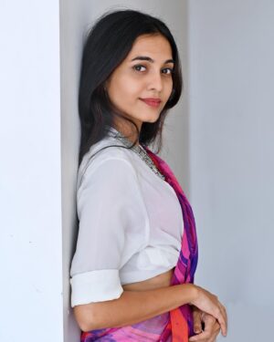 Keerthana Sreekumar Instagram - #ranichithiramarthanda movie promotion 🧡

Outfit @thoran_by_zayi 

Jewellery @win_ston.blue 

Styling @zohibzayi 

Shot by @rojan_nath