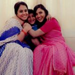 Keerthi Bhat Instagram - Prathi roju amma ki padabhivandanam...🙏🙏🙏 . Madhuranagarilo team tarupuna Happy mother's day 💗💗💘 . @keerthibhatofficial @aadityaa_reddy_ @starmaa