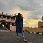 Keerthi Bhat Instagram – No caption 🤩
 
#naturelovers #weather #love #ursradha