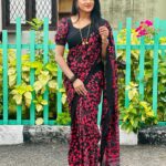 Keerthi Bhat Instagram – Sare love♥️

#sareelove #traditional #madhuranagarilo #ursradha#comfartablewear❤️