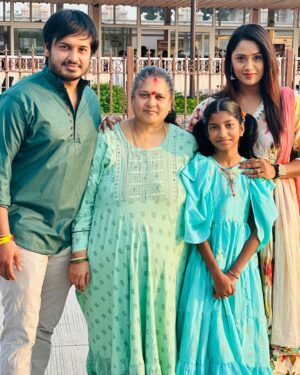 Keerthi Bhat Instagram - 🩷

#keerthibhat