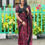 Keerthi Bhat Instagram – Sare love♥️

#sareelove #traditional #madhuranagarilo #ursradha#comfartablewear❤️