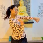 Keerthi Bhat Instagram – Blooper chela baga chestam 😂😂😂see my chittitalli dance 💃 

#dancechallenge #bloopers#urskeerthi