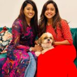 Keerthi Bhat Instagram – Late post,But Truely emotional Promise on BB Stage 👨‍❤️‍👨 Came to reality ❤️ Love u amma the way u showered love on me is immense & @vithikasheru Sissy love u a loads @itsvarunsandesh so cute it was👩‍❤️‍💋‍👨 Am so much happy to share this.

#promisecometrue #sisterlove❤️ #ammalove #love #friendship #emotions
