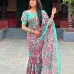 Keerthi Bhat Instagram - Saree loves me🩵 Blouse design by : @nihira_designerstudio #saree #keerthibhat #madhuranagarilo #ursradha #telugu #hyderabad