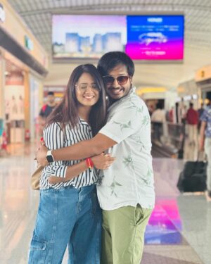 Keerthi Bhat Instagram - Happy Mother’s Day Mamma ,,,,’the only love that I really believe in is a mother’s love for her children’’ Now I’m believing u y coz now ur only my mom n dad love u Mamma I’m happy to tell u ur my Amma🥰

#happymothersday