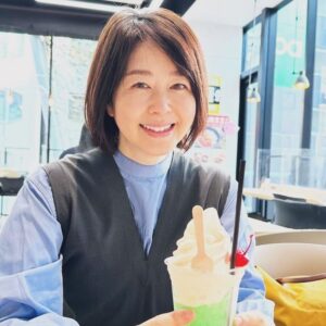 Keiko Horiuchi Instagram - お茶しました。

今泉りえちゃんと🎵

来年の目標も聞いて、こちらも元気になります😊

私も、目標考えようー！

#今泉りえ
#目標
#今年もあと少し