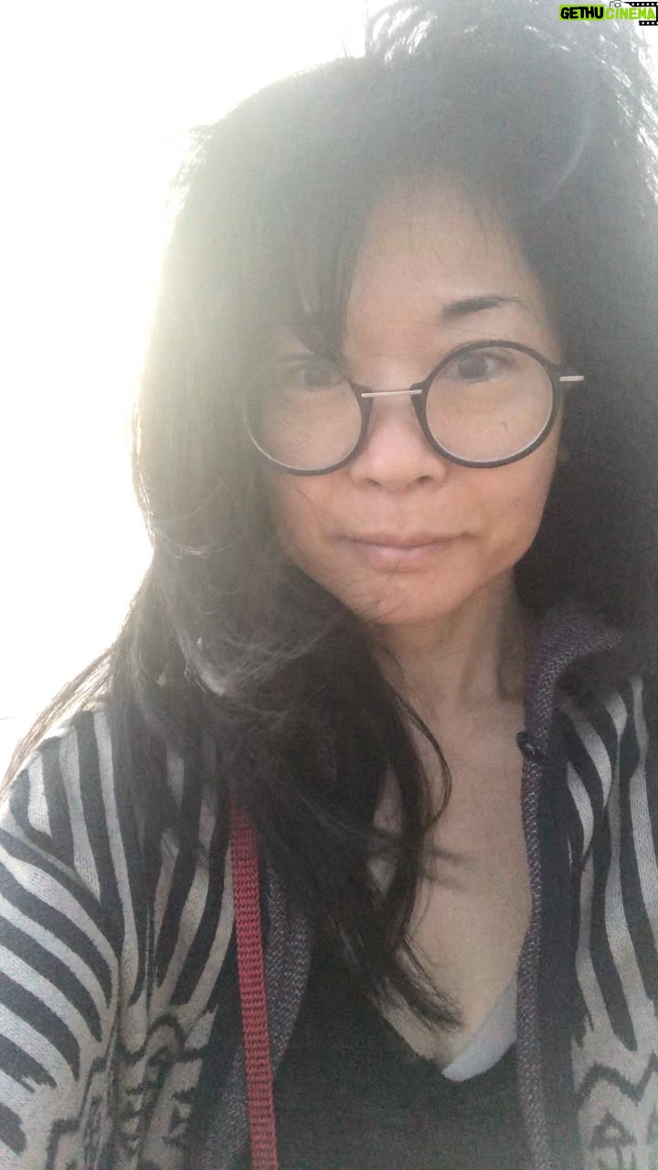 Keiko Agena - 9.5K Likes - I got up early to watch the sunrise. I’m the only one on the beach. Leaving Puerto Rico today.
Peaceful.
#NoMakeup #NoFilter Wasn’t planning to film myself…